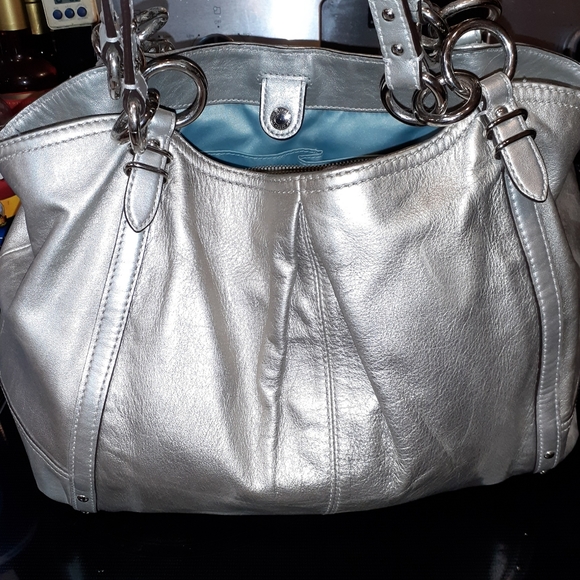 Coach Purse - Picture 4 of 16